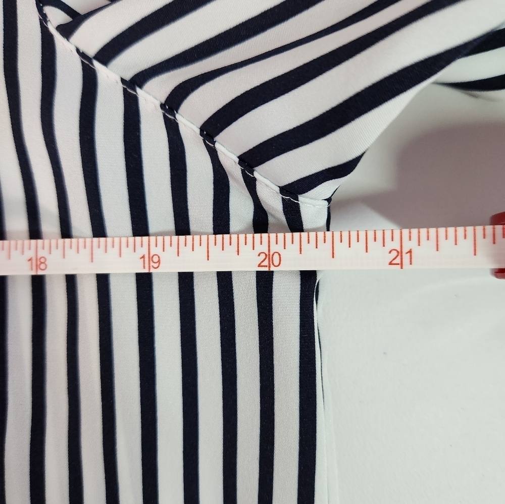 Womens black and white stripe blouse, size 10 - Picture 7 of 8